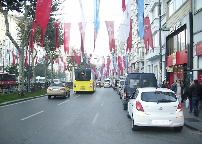 Ξενοδοχείο με διαμερίσματα Taksim Elmadag 2*
