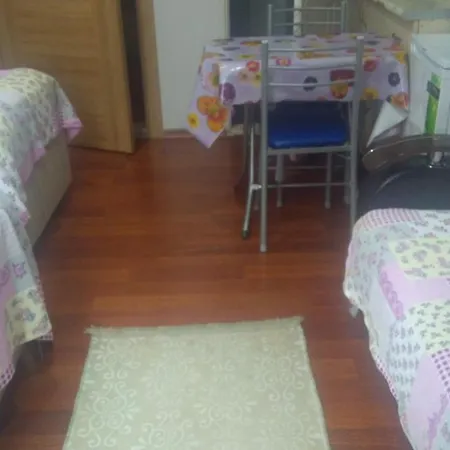 Taksim Elmadag Апарт-отель