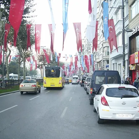 شقة فندقية Taksim Elmadag 2*