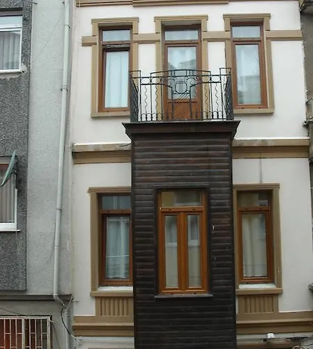 아파트호텔 Taksim Elmadag 2*