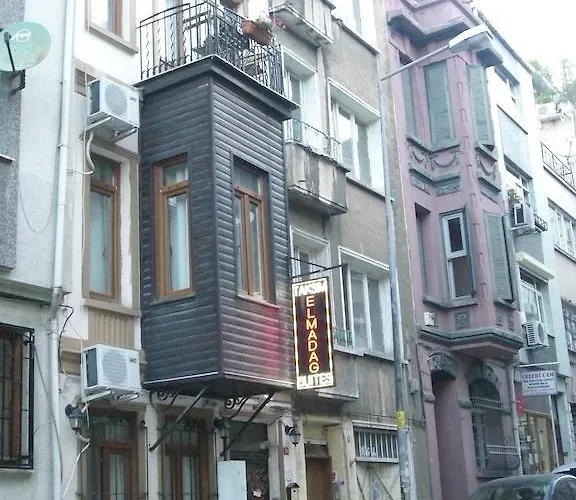 Taksim Elmadag 아파트호텔