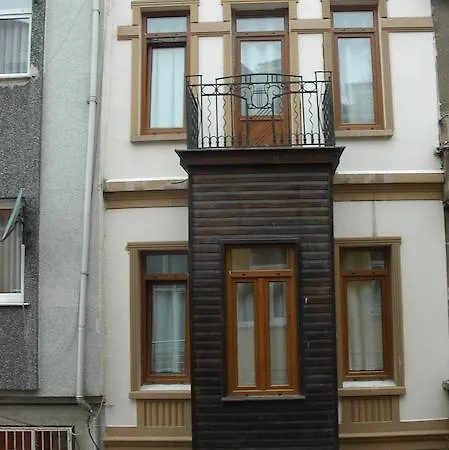 Aparthotel Taksim Elmadag 2*